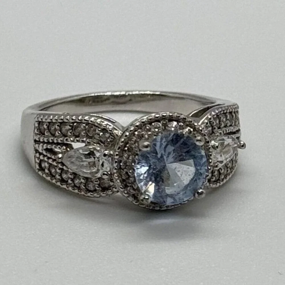 925 STERLING SILVER CZ RING SIZE 6.5